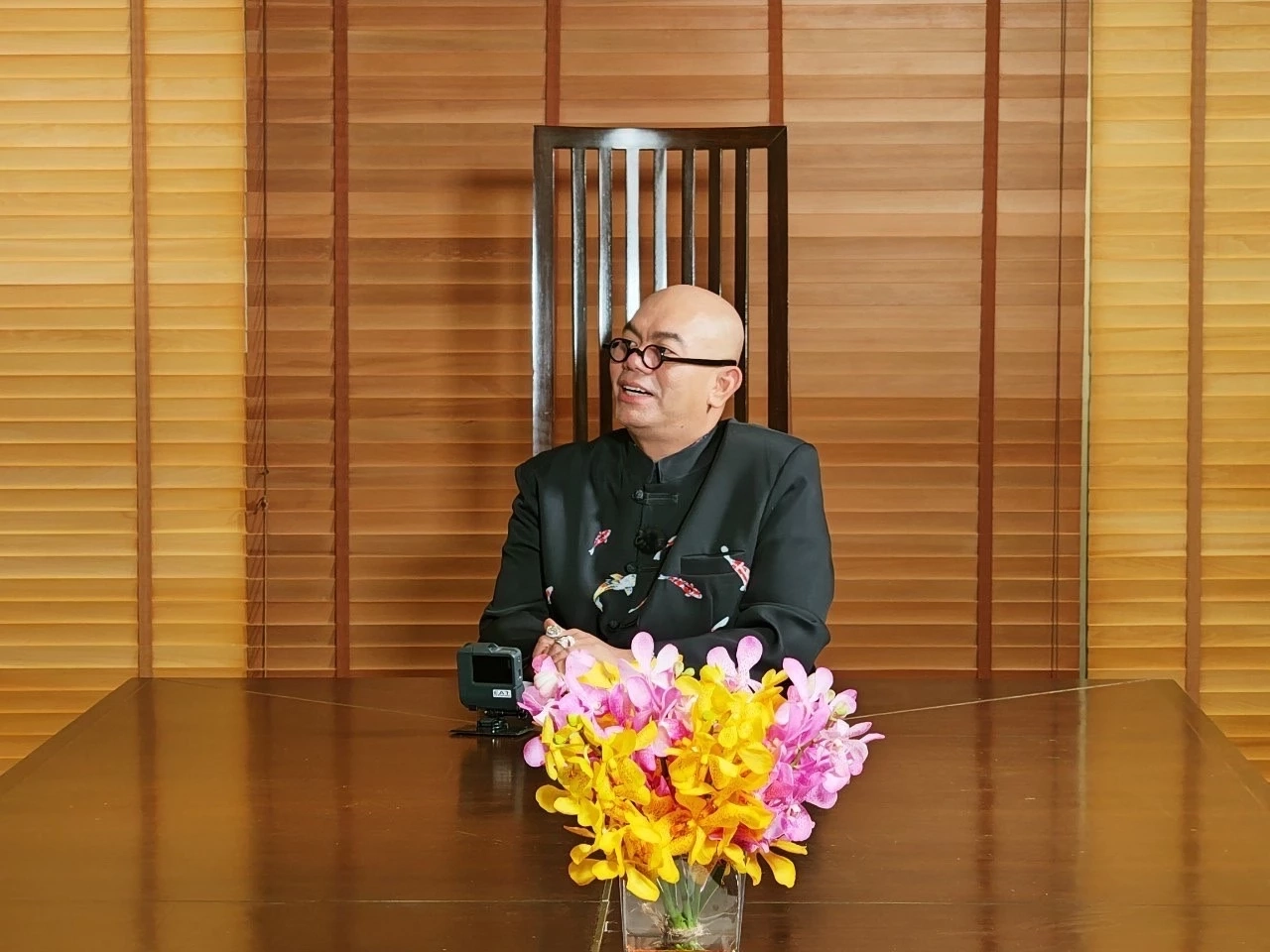 อาจารย์เป็นหนึ่ง วงษ์ภูดร