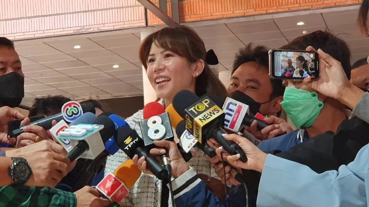 "ตั๊น จิตภัสร์" โต้อยู่ในขบวนล้ม"จุรินทร์" บอกไม่เคยคิด