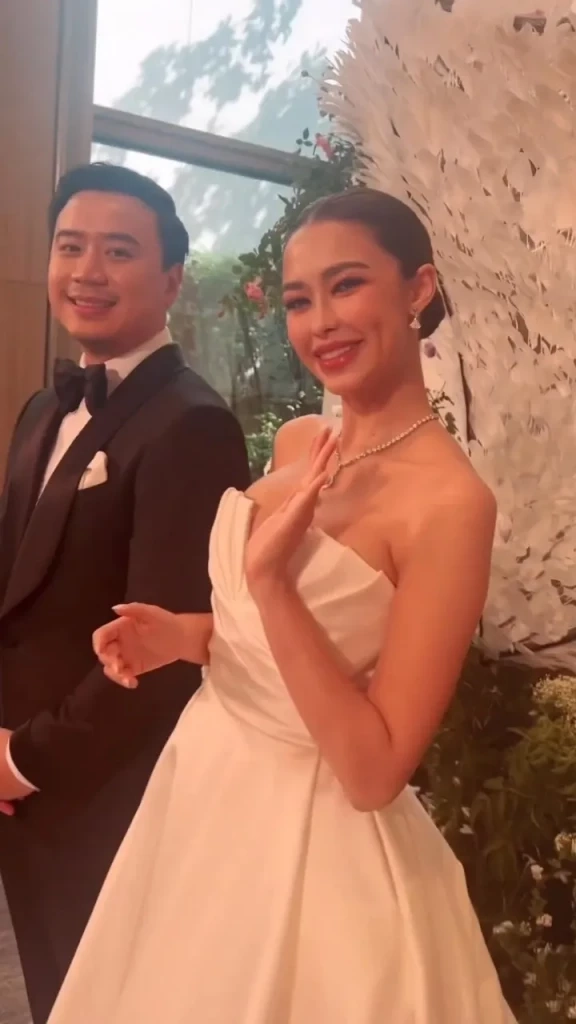 สุดชื่นมื่น “แพทริเซีย-โน้ต” ฉลองวิวาห์หวาน คนบันเทิงร่วมยินดี