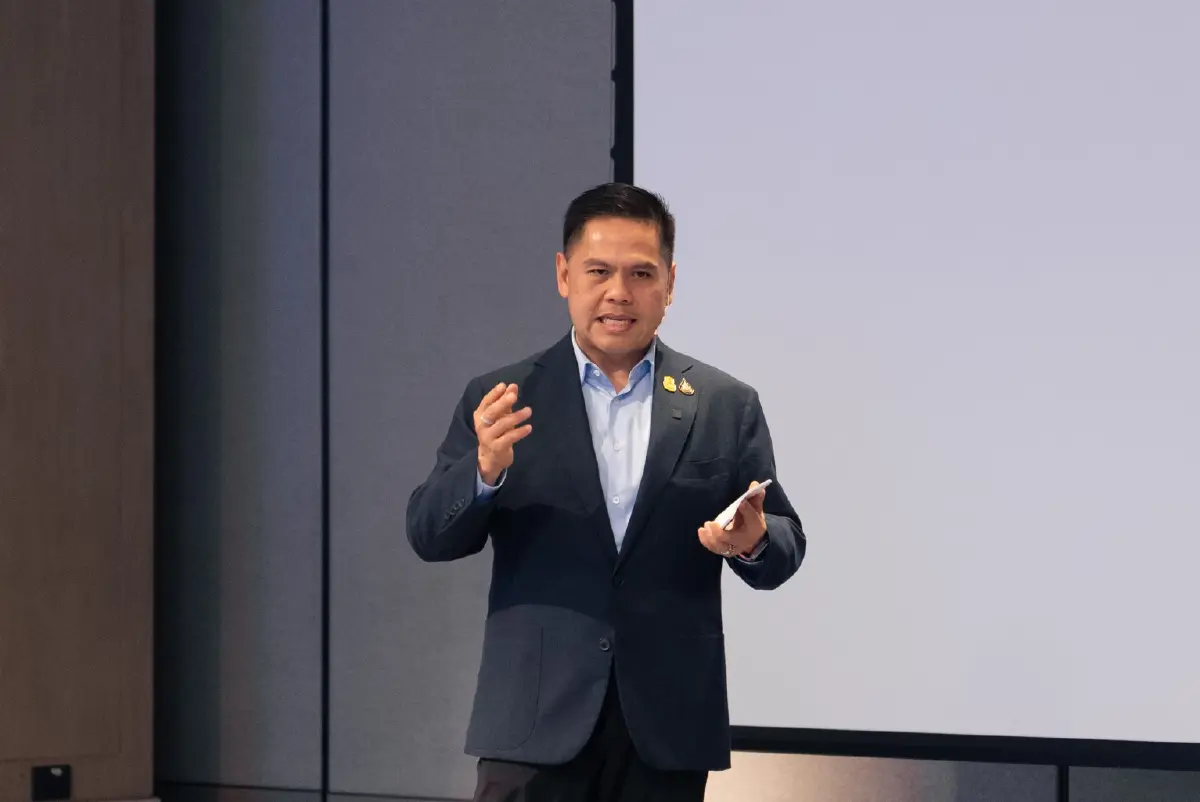 “วราวุธ”ย้ำชทพ.พร้อมเลือกตั้งนานแล้ว"ไม่หวือหวา เน้นมั่นคง"
