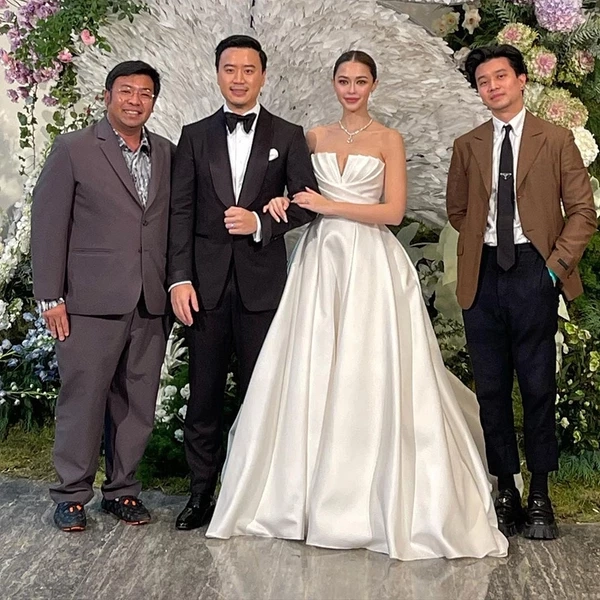 สุดชื่นมื่น “แพทริเซีย-โน้ต” ฉลองวิวาห์หวาน คนบันเทิงร่วมยินดี