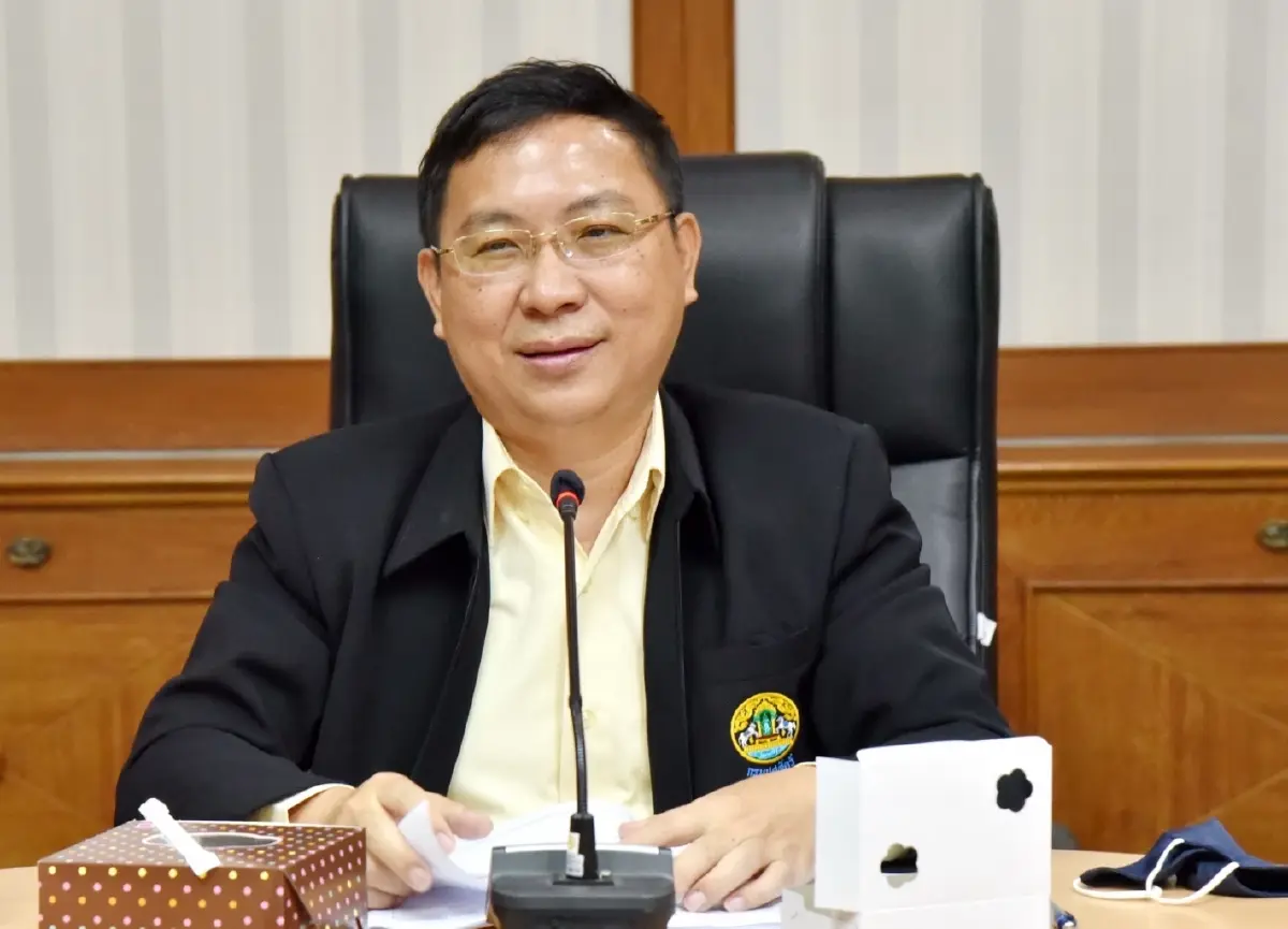 นายสัตวแพทย์สมชวน รัตนมังคลานนท์ อธิบดีกรมปศุสัตว์