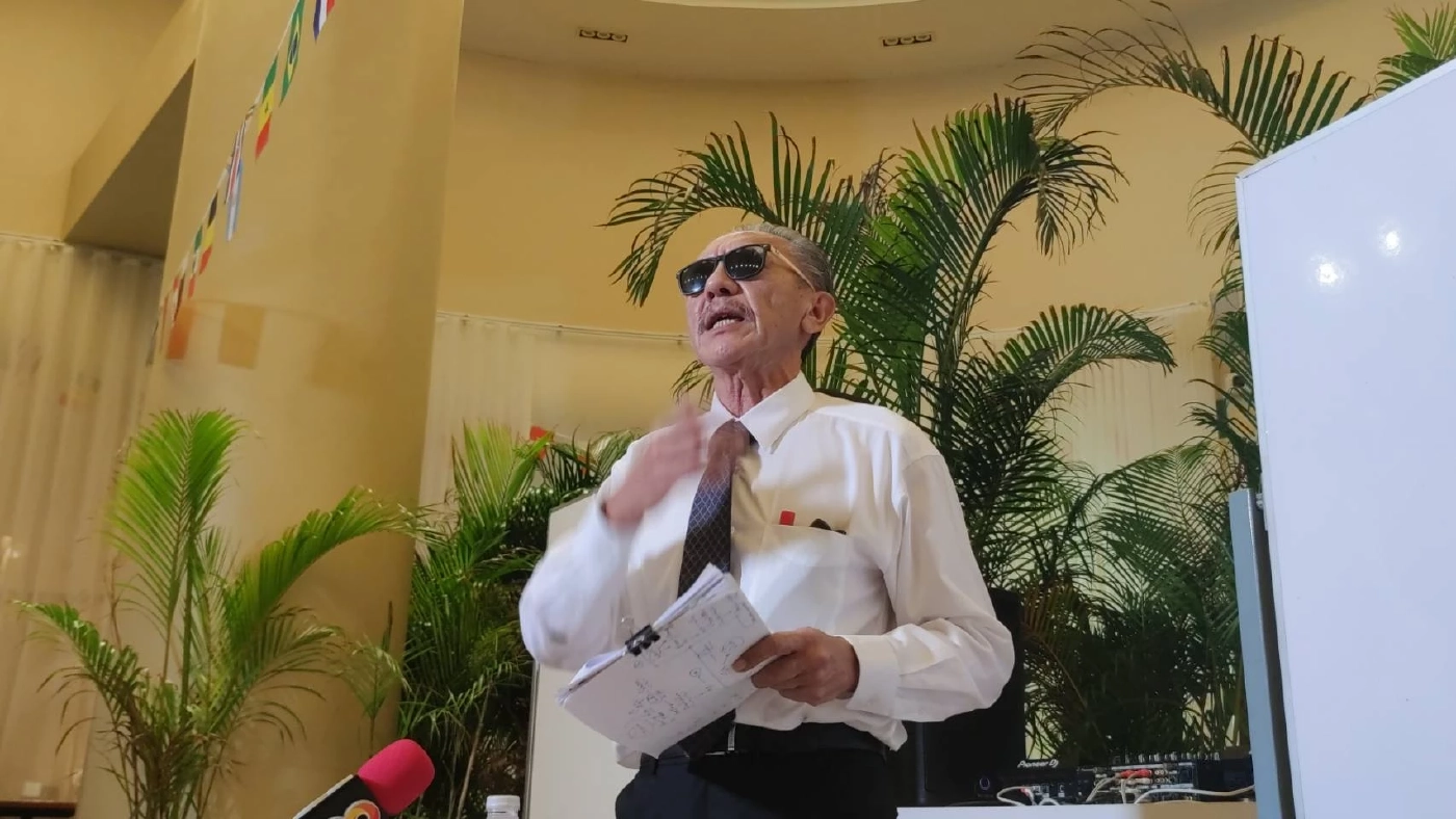 นายชูวิทย์ กมลวิศิษฎ์ อดีตนักการเมือง 