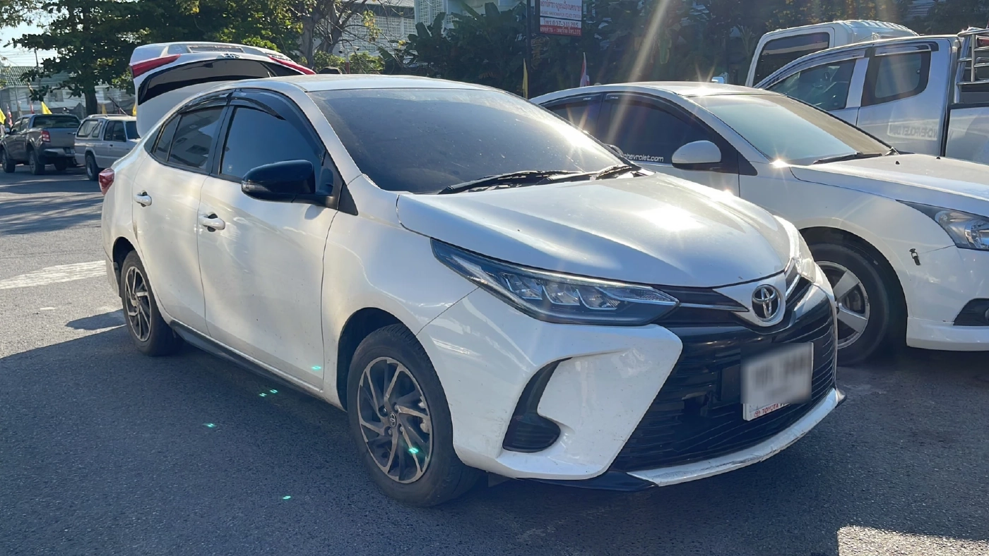 พบเสื้อผ้าในรถ ลักษณะตระเวนเปลี่ยนที่อยู่ไปเรื่อยๆ