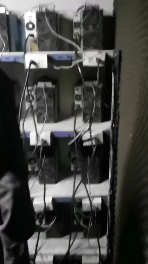 ตำรวจท่าข้าม-กฟน. ทลายเหมืองขุดบิทคอยน์ ลักลอบใช้ไฟเสียหาย 10 ล้านบาท