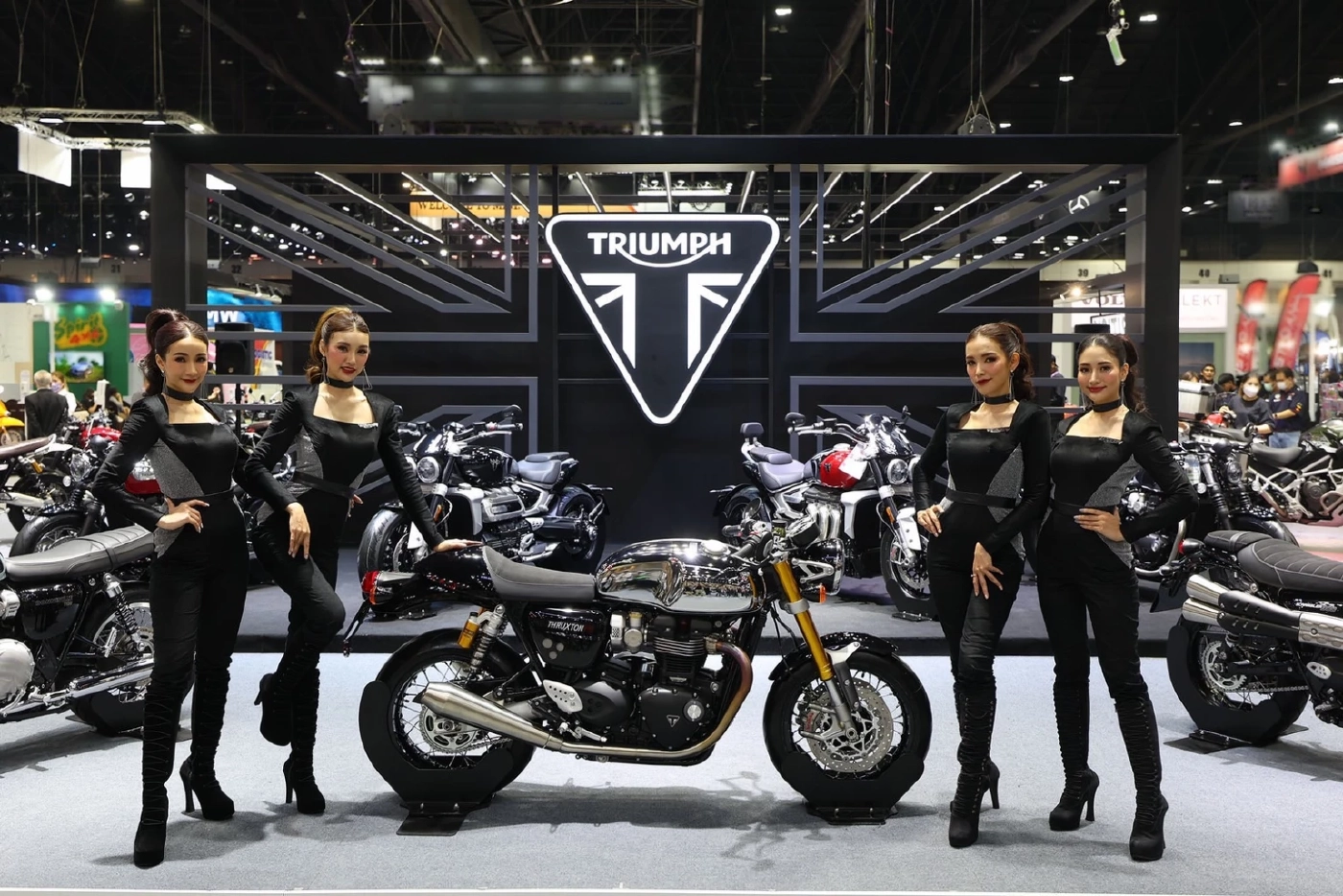 จัดเต็ม เสริมลุคไบค์เกอร์สไตล์ "ไทรอัมพ์" ในงาน MOTOR EXPO 2022