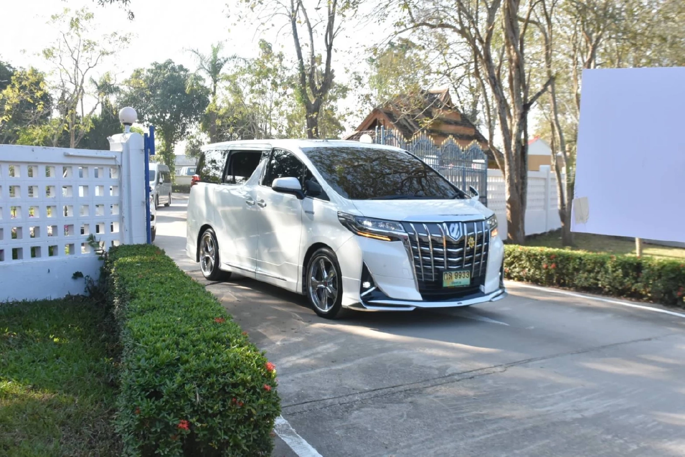 "เกษตรกรสวนลำไย 8 จ.ภาคเหนือ" ยื่นหนังสือ "บิ๊กตู่" วอนเร่งรัดเงินชดเชย