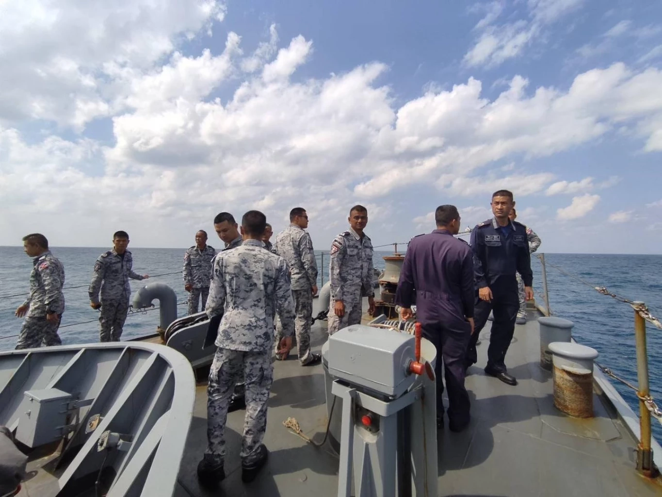 "เรือหลวงกระบุรี" โพสต์ไหว้แม่ย่านาง ช่วยค้นหากำลังพล "เรือหลวงสุโขทัย"