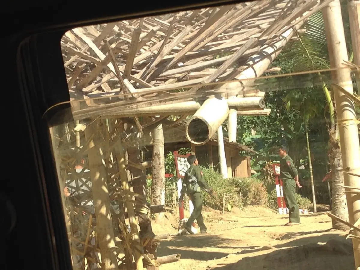 เตือนห้ามใช้เส้นทางสบปาย – บ้านน้ำเพียงดิน มีเหตุปะทะทหารเมียนมาดับแล้ว 6