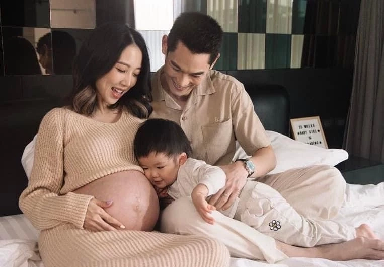 “กันต์ กันตถาวร” ปลื้มใจ ศรีภรรยาคลอดลูกคนที่สองตั้งชื่อ "น้องพราว"