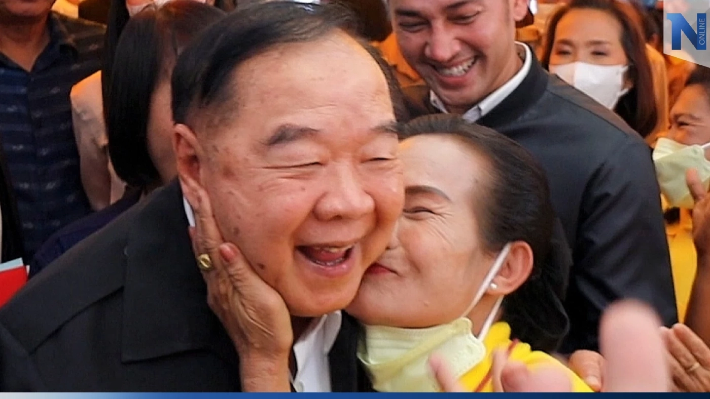 2 ธ.ค.65 พล.อ.ประวิตร วงษ์สุวรรณ รองนายกฯ ในฐานะผู้อำนวยการกองอำนวยการน้ำแห่งชาติ  (ผอ.กอนช.) เดินทางไปตรวจเยี่ยมโครงการก่อสร้างประตูระบายน้ำห้วยบังอี่ ต.โพธิ์ไทร อ.ดอนตาล จ.มุกดาหาร