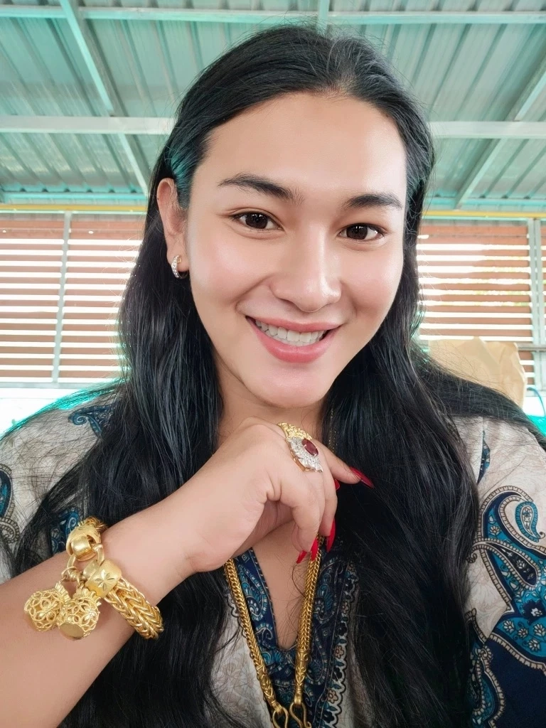 เลขเด็ดเลขดัง 3 เจ๊ 3 เจ้าแม่ใบ้หวย มัดรวมให้ครบแบบจุกๆ เลขเด็ด16/12/65