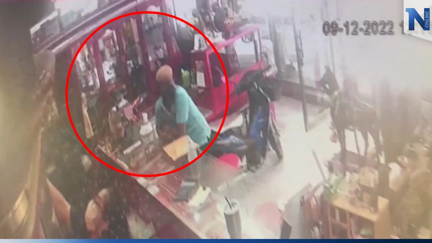 จับแล้ว โจรชิงทองร้านกลางตลาดแม่กลอง สุดเหิมแค่สองวันก่อเหตุซ้ำ (มีคลิป)