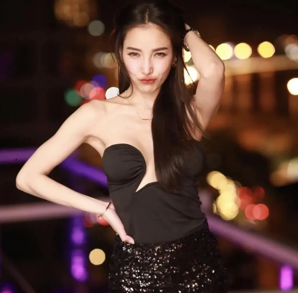 ไม่โสดแล้วจ้า “แพท ณปภา” คบเด็กวัย 22 ควงหนุ่มหล่อดีกรีหมอ โชว์สเต็ปเต้นคู่