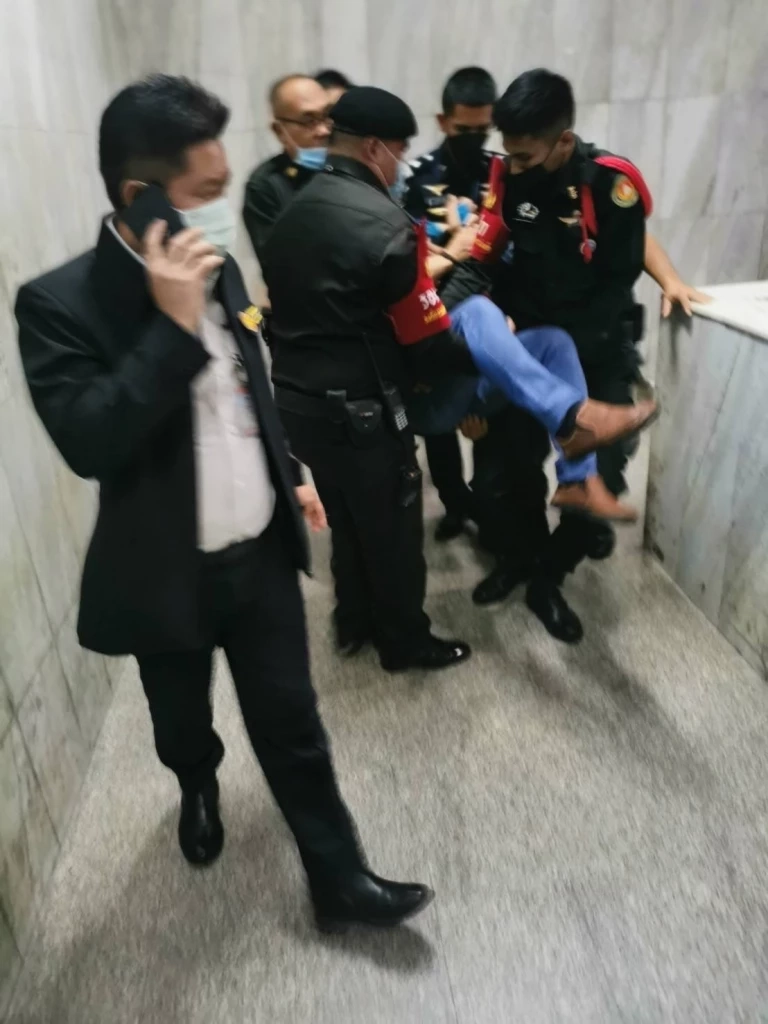 ตร.คุมตัวชายสูงวัย เอี่ยวช่วย "ประสิทธิ์ เจียวก๊ก" หลบหนีศาล