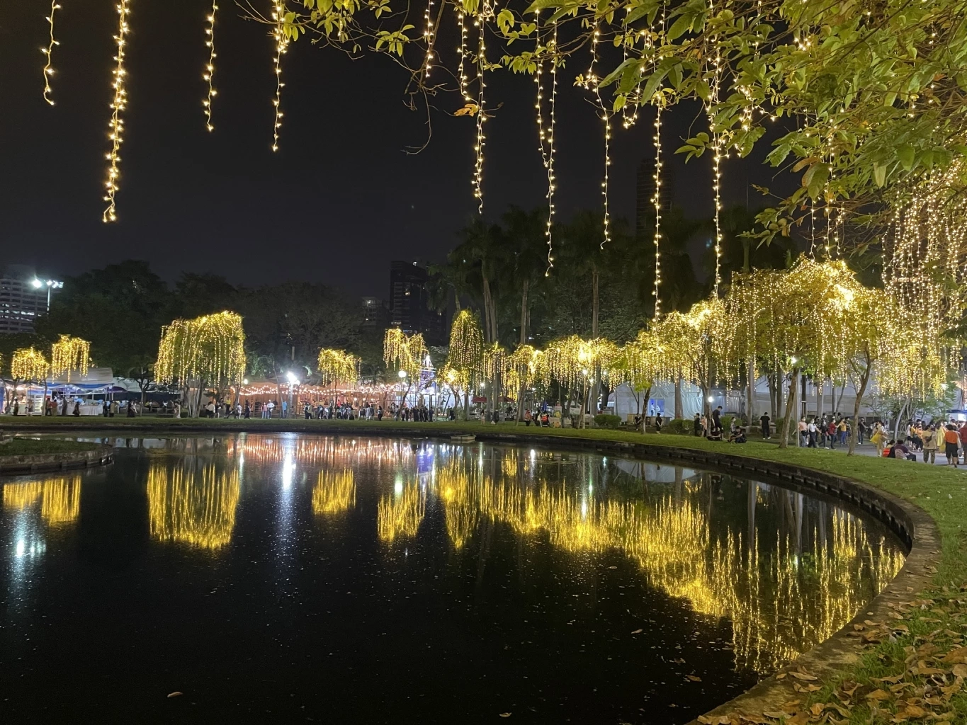 เที่ยวงานกาชาดประจำปี 2565 Hybrid Event ความมันส์แบบอันลิมิตเริ่มขึ้นแล้ว