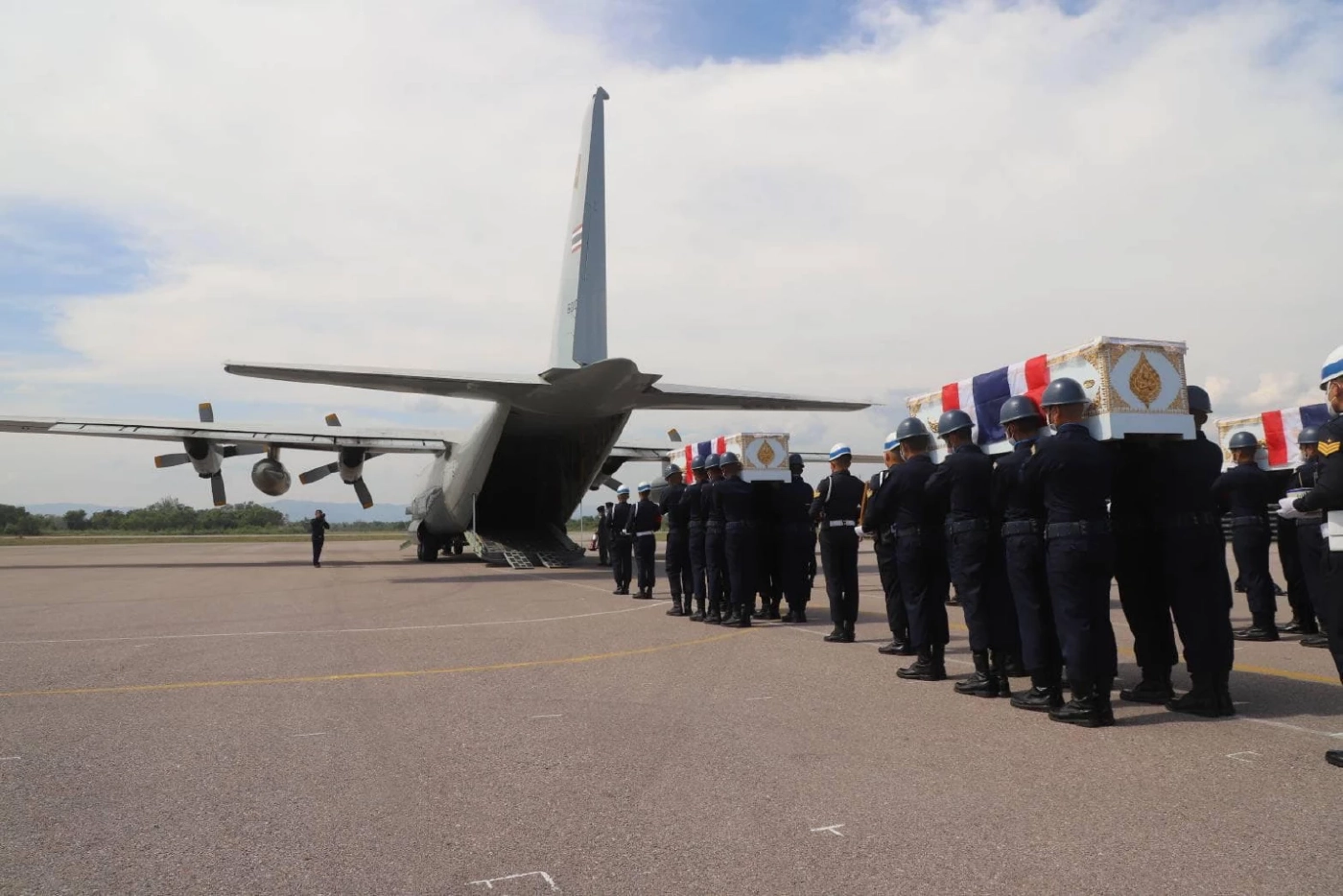 การค้นหาร่างกำลังพล ร.ล.สุโขทัย วันที่ 10 ครึ่งวันเช้า พบผู้เสียชีวิต 3 ราย