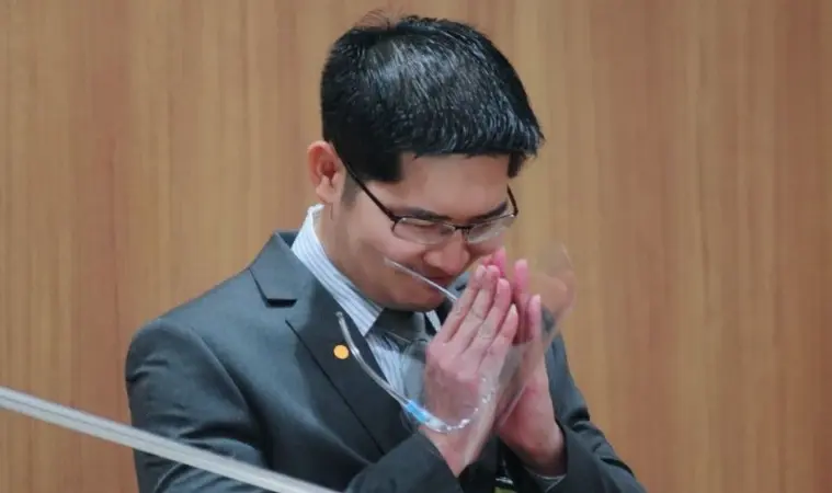 “แพรรี่” ล้วงลูกเรื่องลับ “เต้ มงคลกิตติ์” ตั้งแต่การเมืองจนไปถึงใต้เตียง