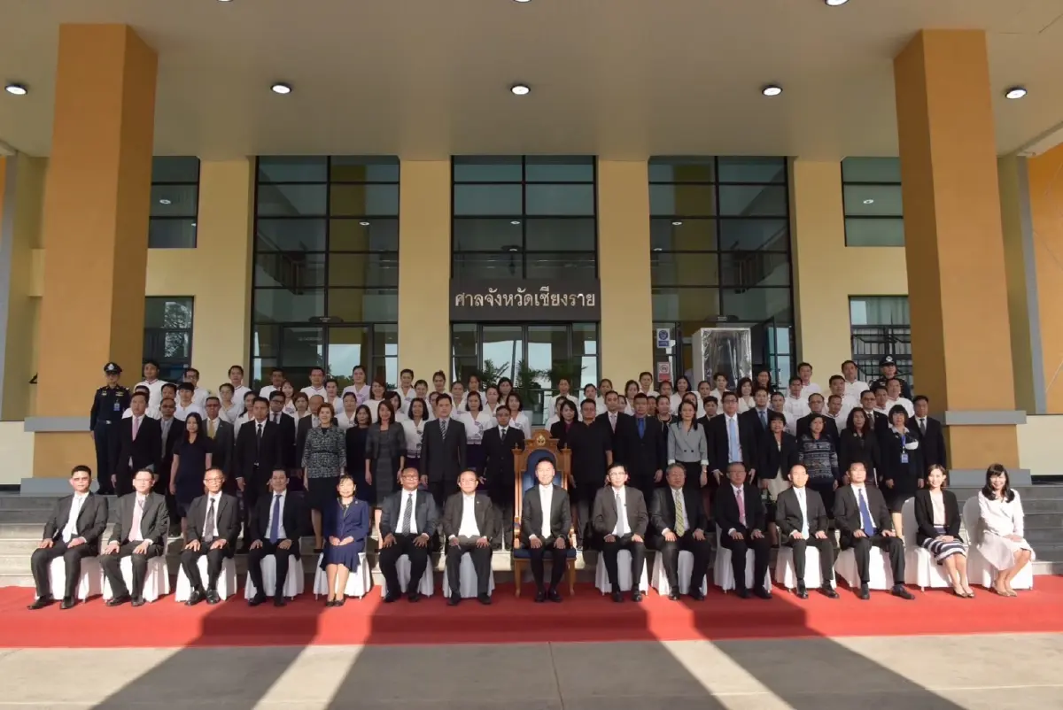 "ปธ.ฎีกา" ตรวจเยี่ยม-มอบนโยบายศาลภาค 5 พร้อมรับฟังปัญหาจากผู้ปฎิบัติงาน