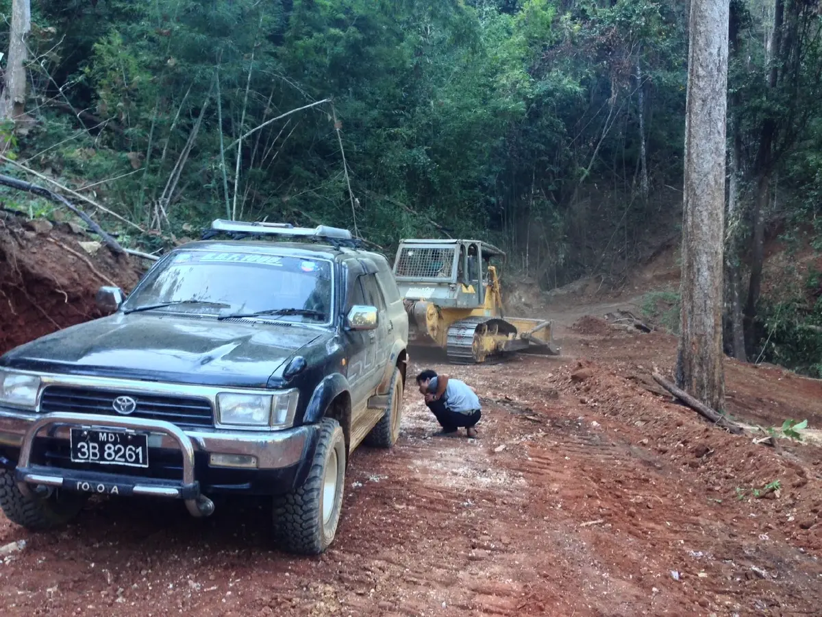 เตือนห้ามใช้เส้นทางสบปาย – บ้านน้ำเพียงดิน มีเหตุปะทะทหารเมียนมาดับแล้ว 6