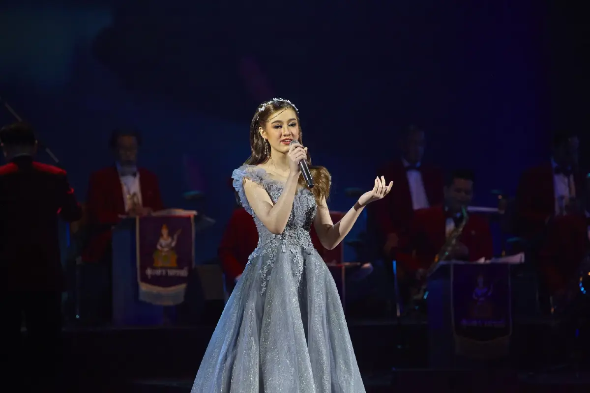 คอนเสิร์ตการกุศล พราวนภาสุนทราภรณ์