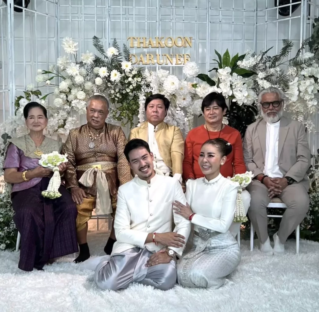 เป็นอมตะ “เป็กกี้” แต่งงานกับลูกชายเพื่อน อายุห่าง 13 ปีไม่เป็นอุปสรรค