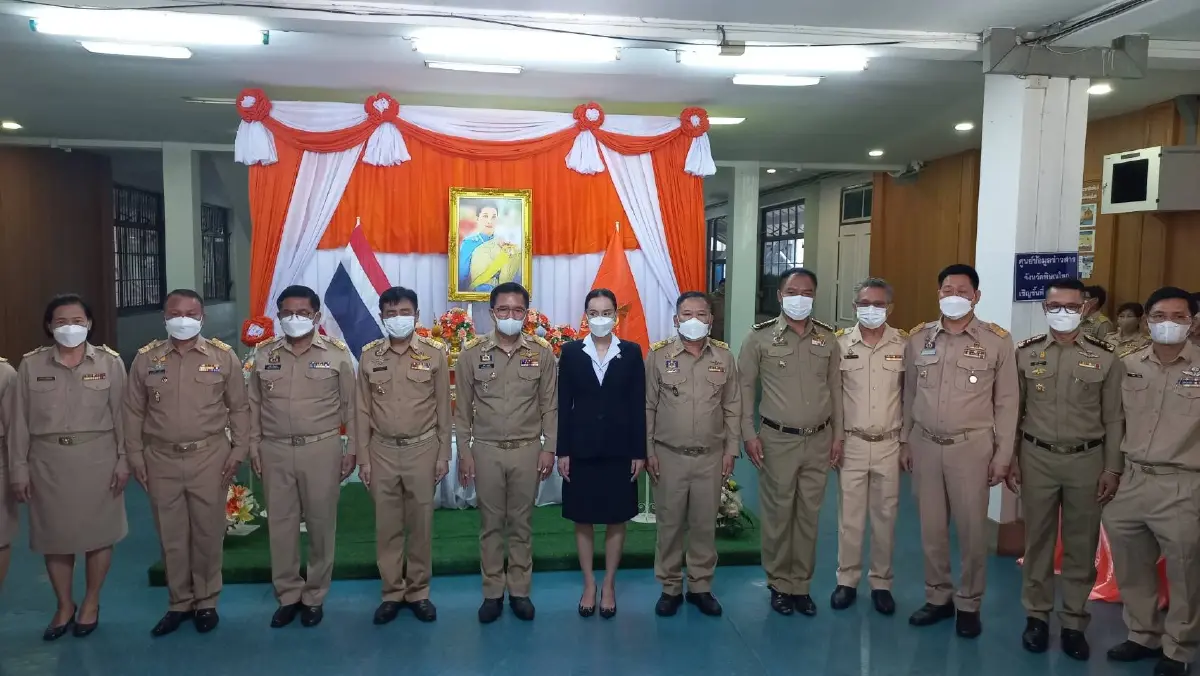 "ผู้ว่าฯพิษณุโลก" นำข้าราชการร่วมลงนามถวายพระพร "พระองค์ภา"