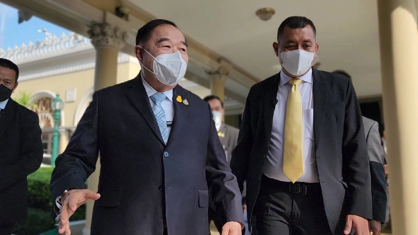 "บิ๊กป้อม" เมินตอบ ประเด็นร้อน ปมตั้ง"อธิบดีฝนหลวงฯ"