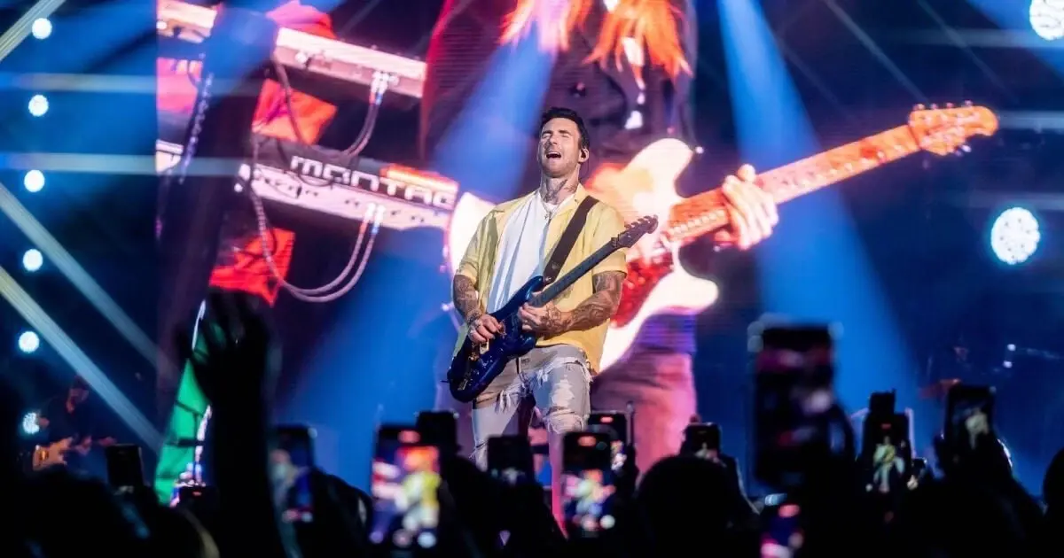 MAROON 5 WORLD TOUR 2022