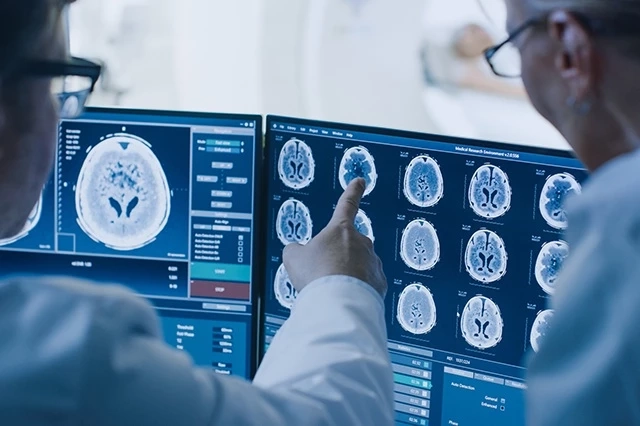 รู้จัก “โรคทูเร็ตต์” เมื่อระบบประสาทมีความผิดปกติ ตัวกระตุกโดยไม่ตั้งใจ