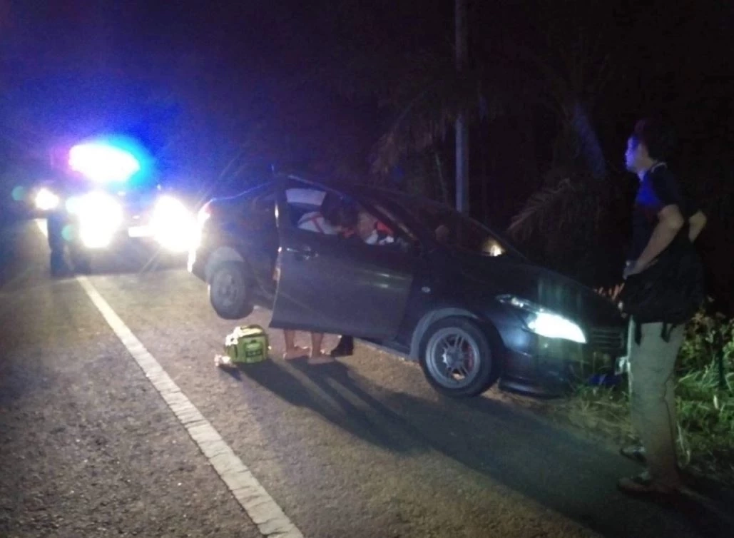 เด็กแว้นระยอง ไม่พอใจชาวบ้านขับรถฝ่าขบวน รุมกระทืบปางตาย