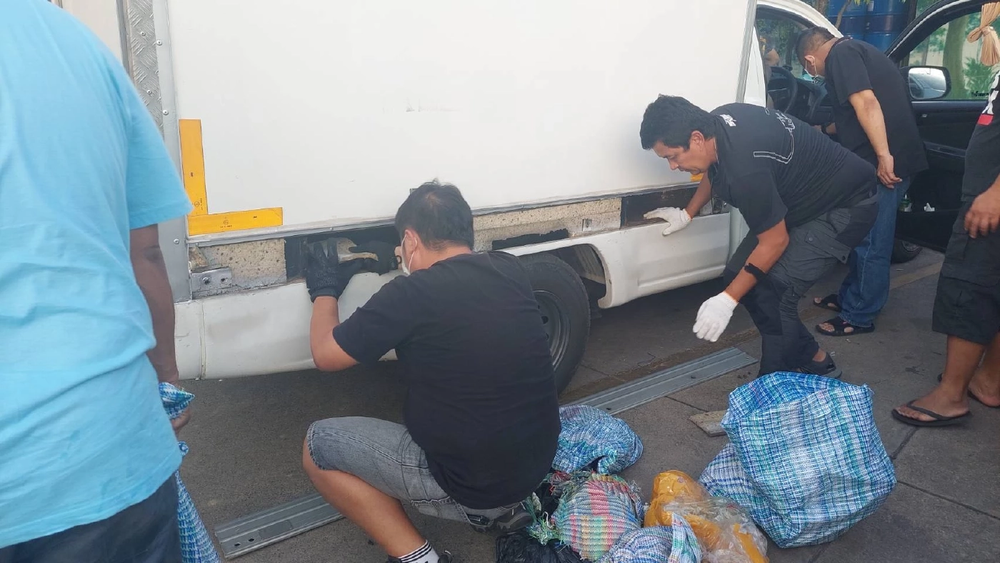 ตำรวจ ปส. รวบยกก๊วนค้ายานรกภาคเหนือ ยึดของกลาง 1.4 ล้านเม็ด