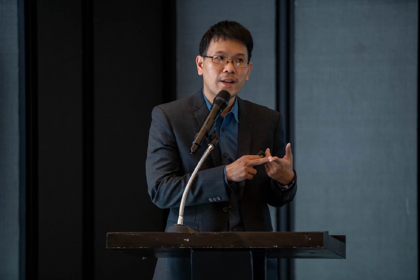 "ดร.นพ.อธิบ ตันอารีย์" โรงพยาบาลศรีธัญญา