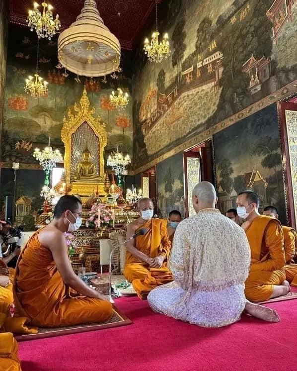 คุณแม่อิ่มบุญ “หน่องธนา” เข้าพิธีอุปสมบทเรียบง่ายได้รับฉายา โสภณธโน