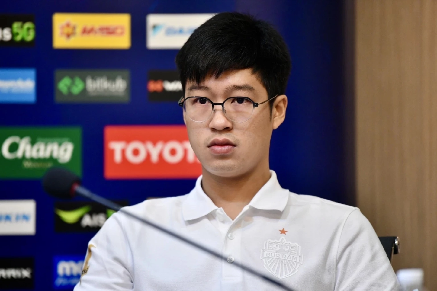 "เนวิน" ย้ำ บุรีรัมย์พร้อมออกเงินเอง สร้างทีมชาติไทย หวังขึ้น TOP10 เอเชีย