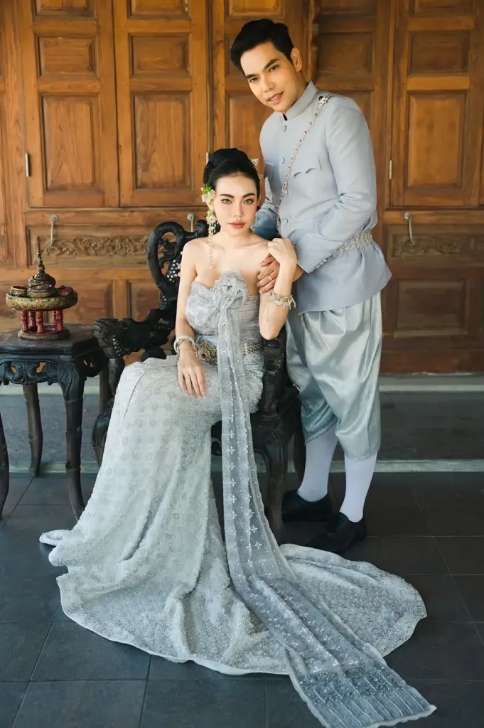 “เอ็มมี่ อมลวรรณ” ถ่ายพรีเวดดิ้งสุดหวาน ขอรักนี้ เป็นรักครั้งสุดท้าย
