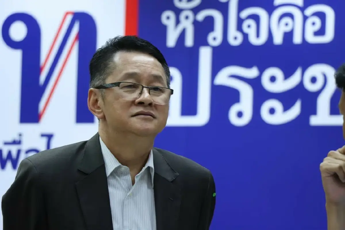 มั่นใจทำได้! "เพื่อไทย" คิกออฟติดป้าย นโยบายหลัก 8 ด้าน