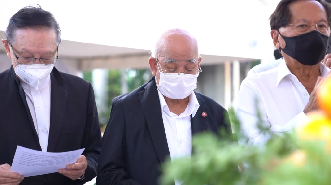 คณะผู้บริหาร รถไฟฟ้าบีทีเอส