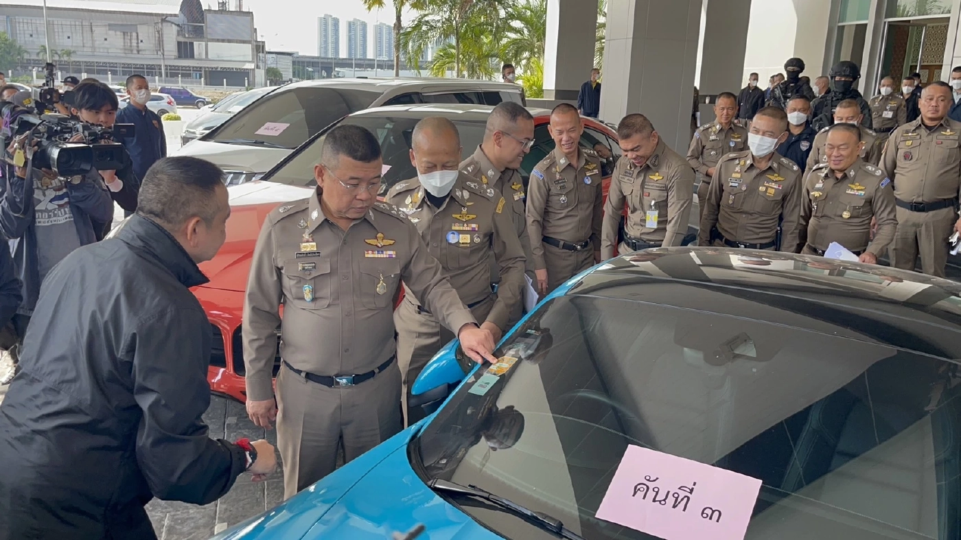 "บิ๊กเด่น" แถลงจับเว็บพนันรายใหญ่ พบมีเงินหมุนเวียนในระบบกว่า 3 พันล้าน