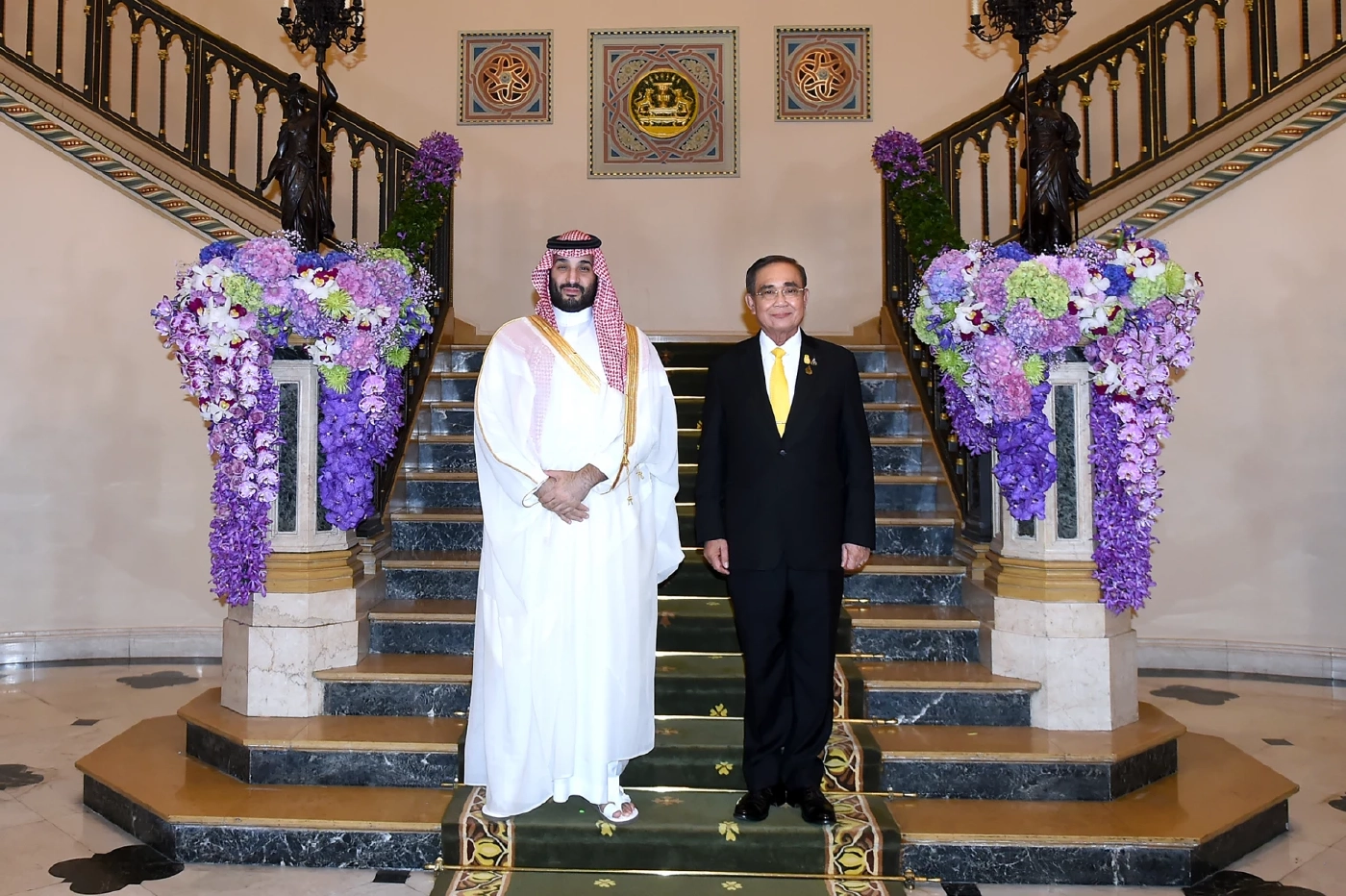 แฟ้มภาพ   พล.อ.ประยุทธ์  จันทร์โอชา  นายกรัฐมนตรี ให้การต้อนรับ เจ้าชายโมฮัมเหม็ด บิน ซัลมาน มกุฎราชกุมาร แห่งราชวงศ์ซาอุดีอาระเบีย ที่ตึกไทยคู่ฟ้า ทำเนียบรัฐบาล เมื่อวันที่  18 พ.ย.65 