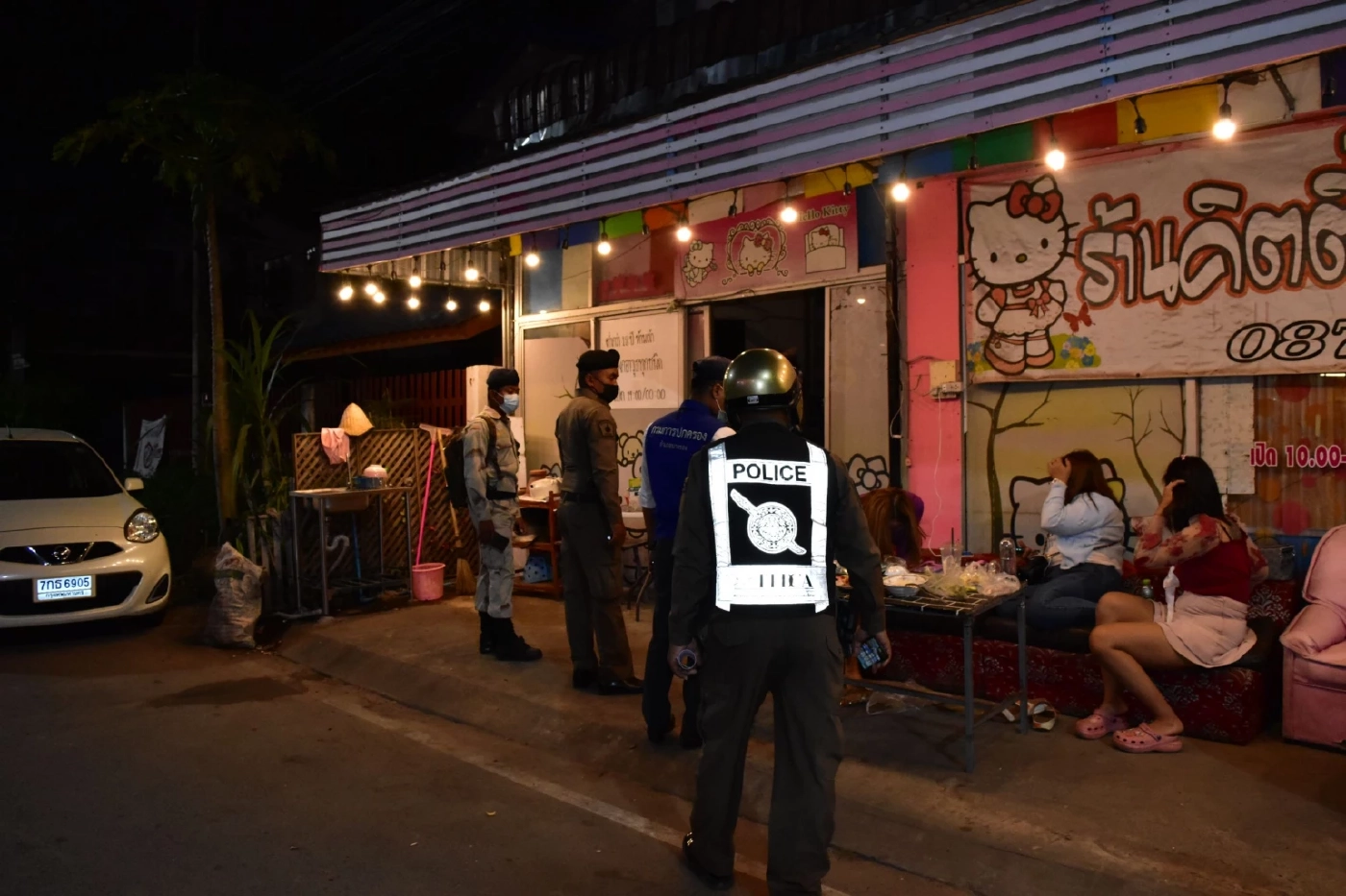 นมโตคาราโอเกะ บุรีรัมย์ ยอมปิดร้านพร้อมขอโทษ