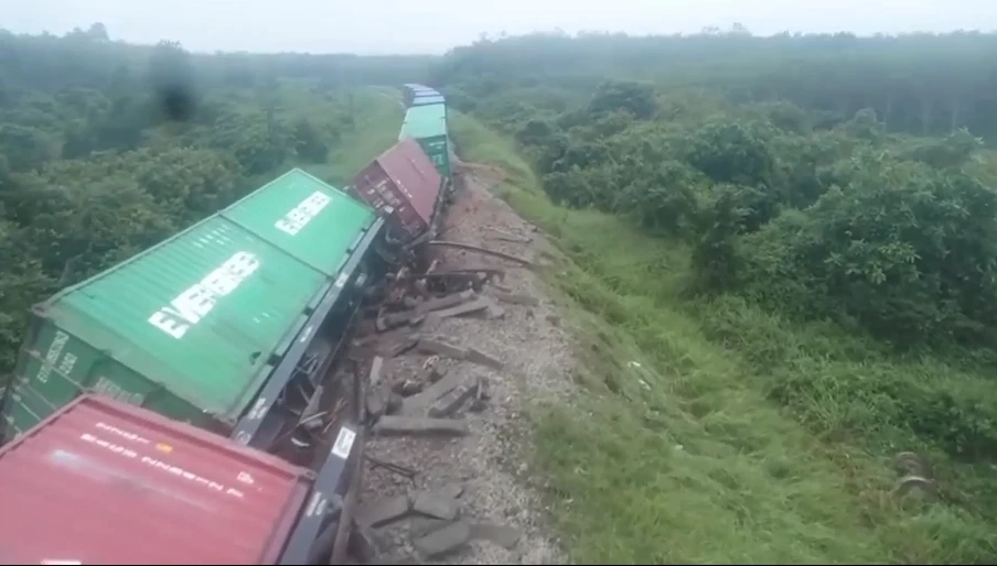 ศาลนาทวีออกหมายจับ 2 โจรใต้ วางระเบิดรถไฟ สายหาดใหญ่-ปาดังเบซาร์