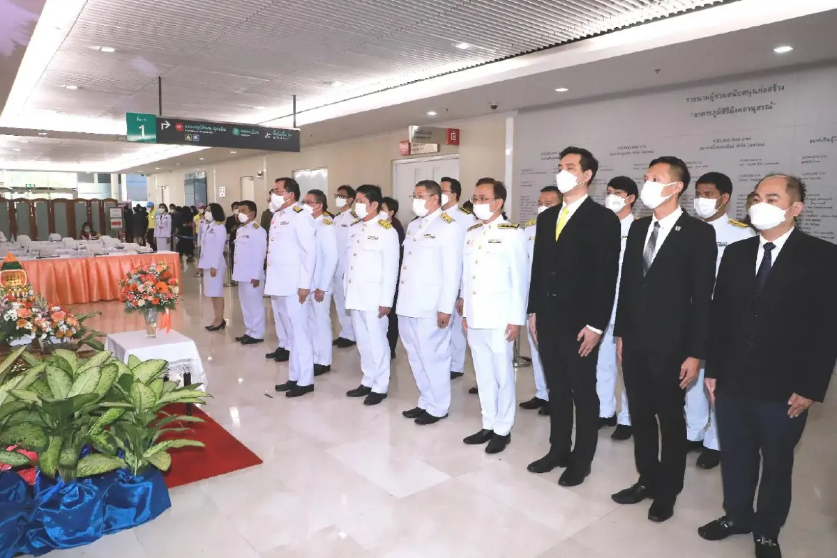 รมต.สำนักนายกฯ นำหน่วยงานในสังกัด ถวายพระพร “พระองค์ภา” ให้ทรงหายประชวร
