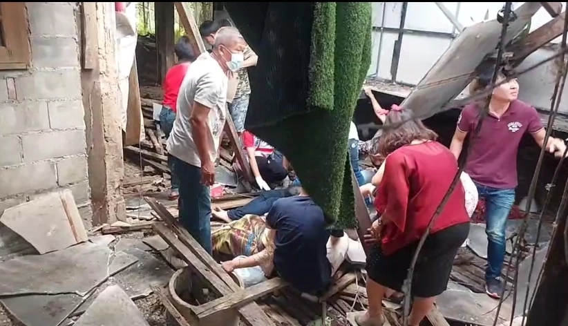 ระทึก! ร้านอาหารดังเมืองแพร่ถล่ม ลูกค้าร่วงสูงกว่า 3 เมตร เจ็บระนาวนับสิบ