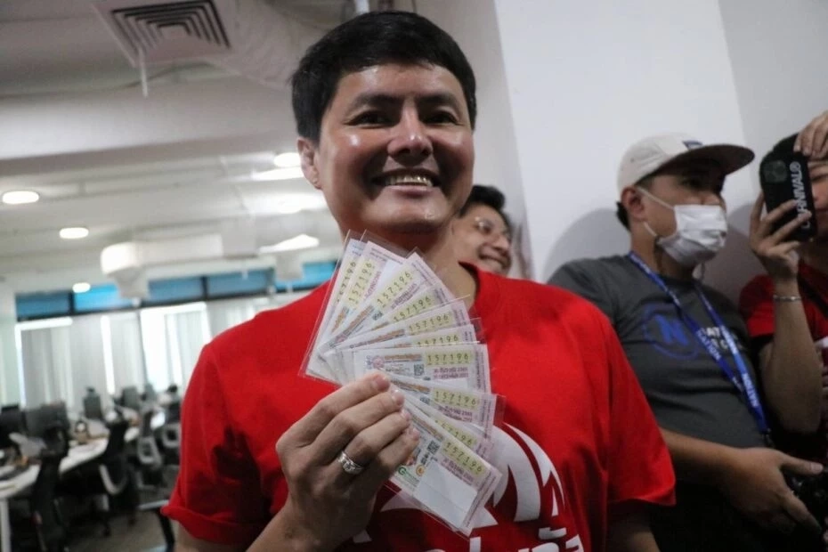 ตาร้อนทั้งประเทศ 6 เศรษฐีใหม่ถูกรางวัลที่ 1 กองสลากพลัส ดวงเฮง 60 ล้าน