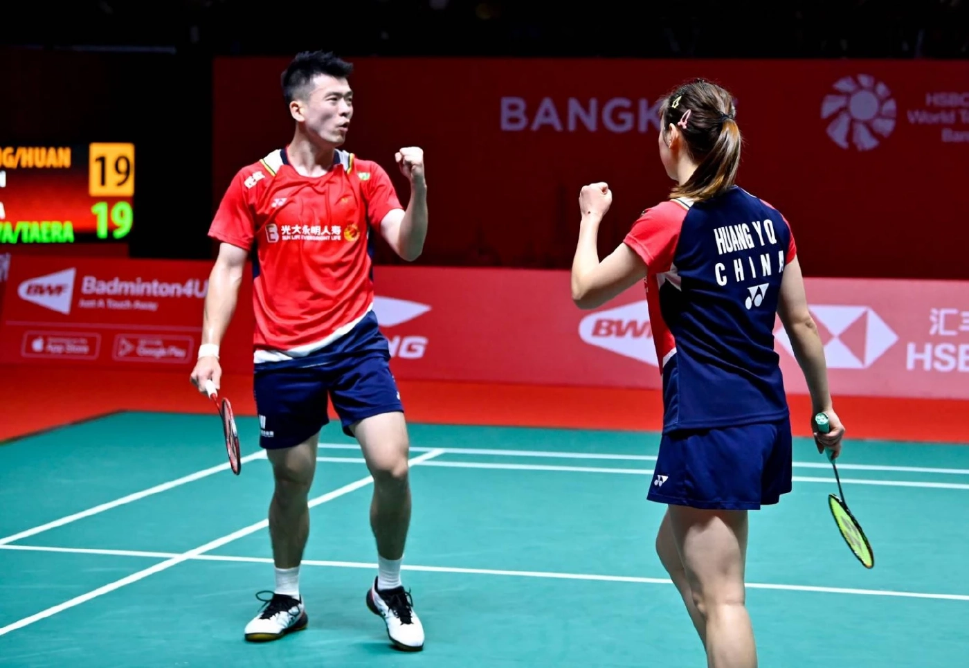 สุดต้าน! "บาส-ปอป้อ" พ่ายคู่จีน ชวดป้องกันแชมป์ "เวิลด์ทัวร์ ไฟนอลส์"