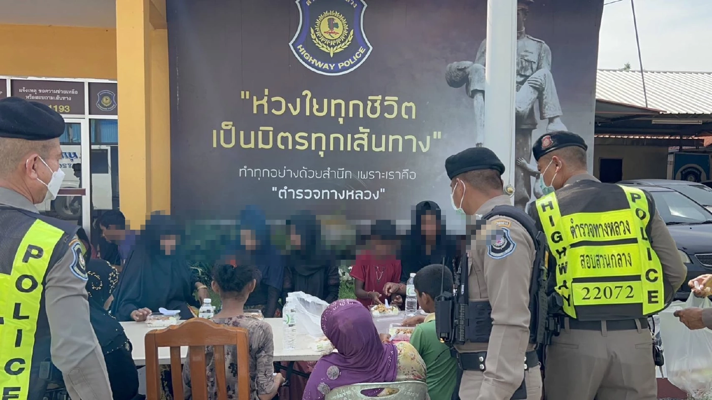 รวบ 48 โรฮิงญา เนียนนั่งรถทัวร์จะไปสงขลา แต่โบ๊ะบ๊ะถูกจับคาด่านวังมะนาว
