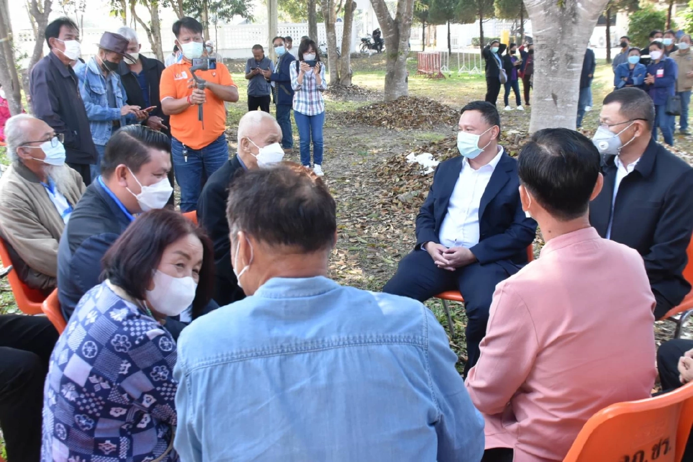 "เกษตรกรสวนลำไย 8 จ.ภาคเหนือ" ยื่นหนังสือ "บิ๊กตู่" วอนเร่งรัดเงินชดเชย