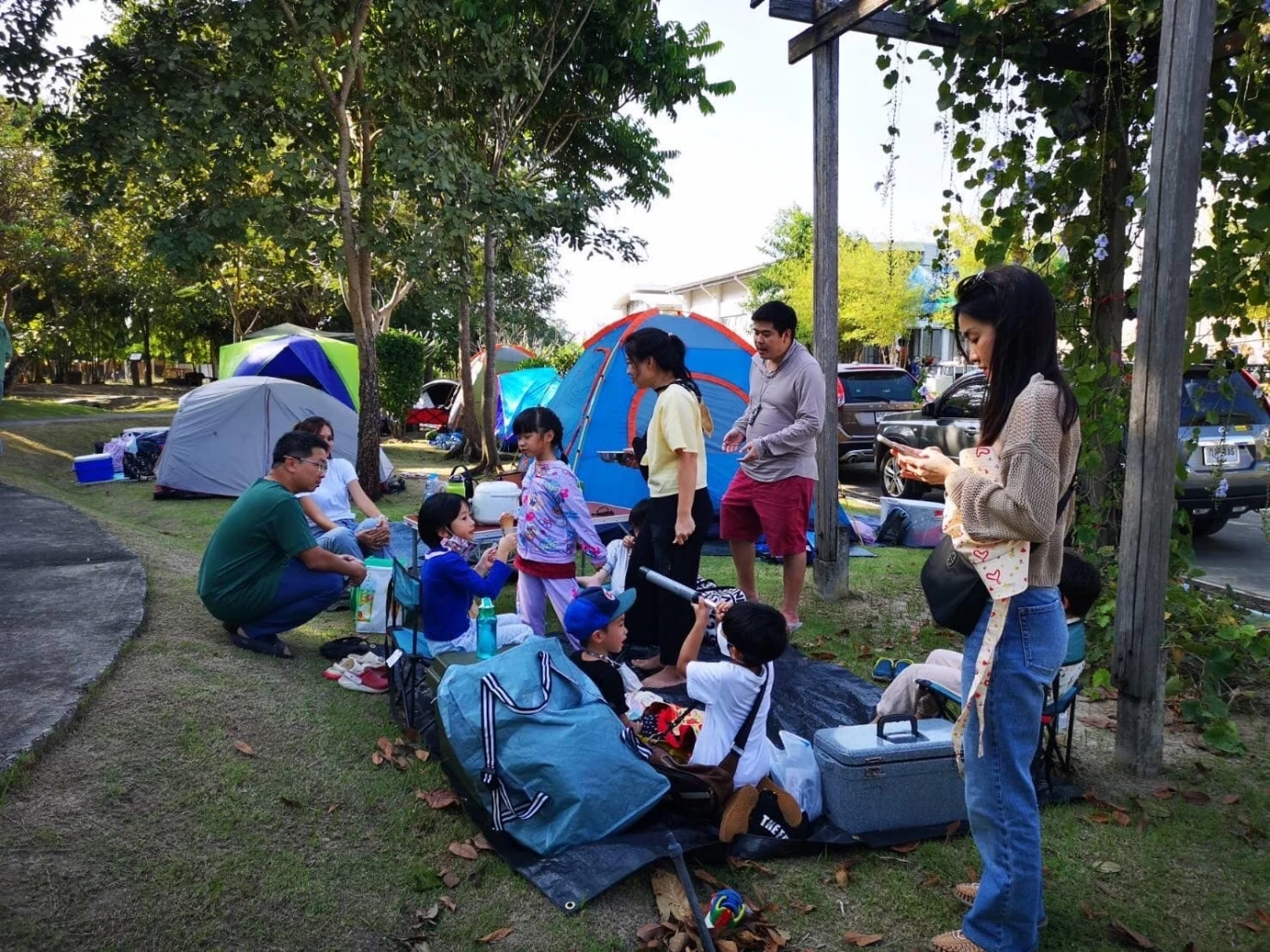 ฝนดาวตกเจมินิดส์ ชมประมวลภาพสวยๆ "ปรากฏการณ์ฝนดาวตก" เมื่อคืนที่ผ่านมา 