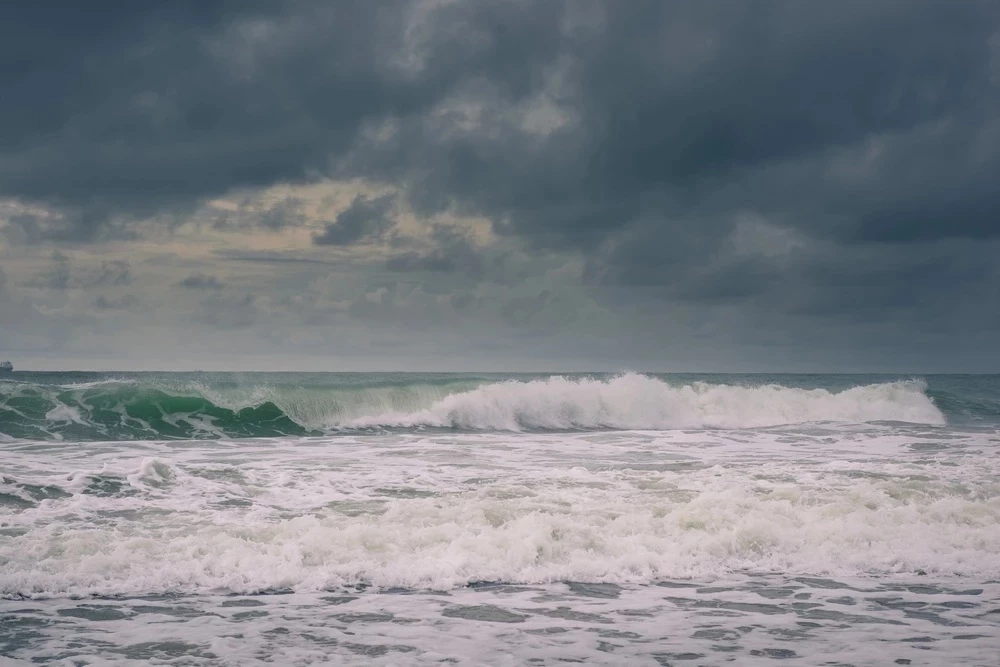 กรมอุตุฯ ประกาศเตือน ฉบับที่ 9 ฝนตกหนัก อากาศแปรปรวน อุณหภูมิลด 1-2 องศา